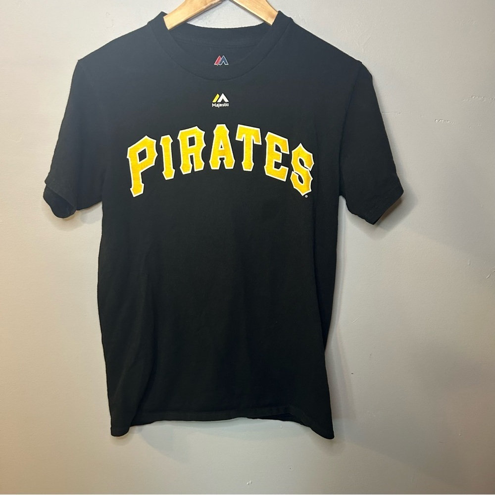 Pittsburgh Pirates Matt Joyce 17 T Shirt Black Yellow Size Small Baseball